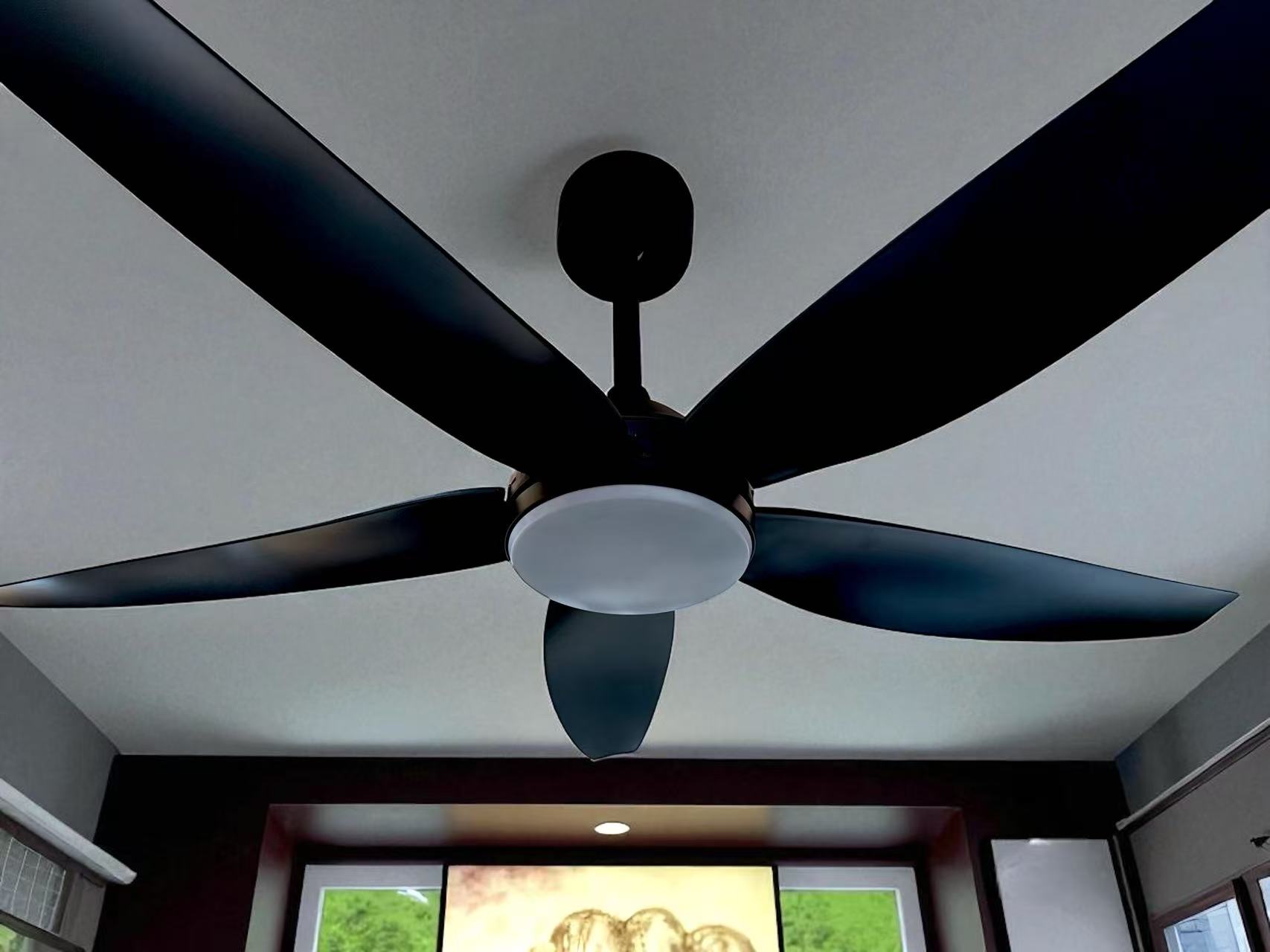 Aero Breeze 49" 5-Blade 50W LED Ceiling Fan Light - Image 7